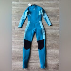 NWT SISSTR 4:3 Wetsuit 6